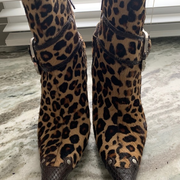 GUESS Leopard Print Pony Hair Bootie - Picture 2 of 9